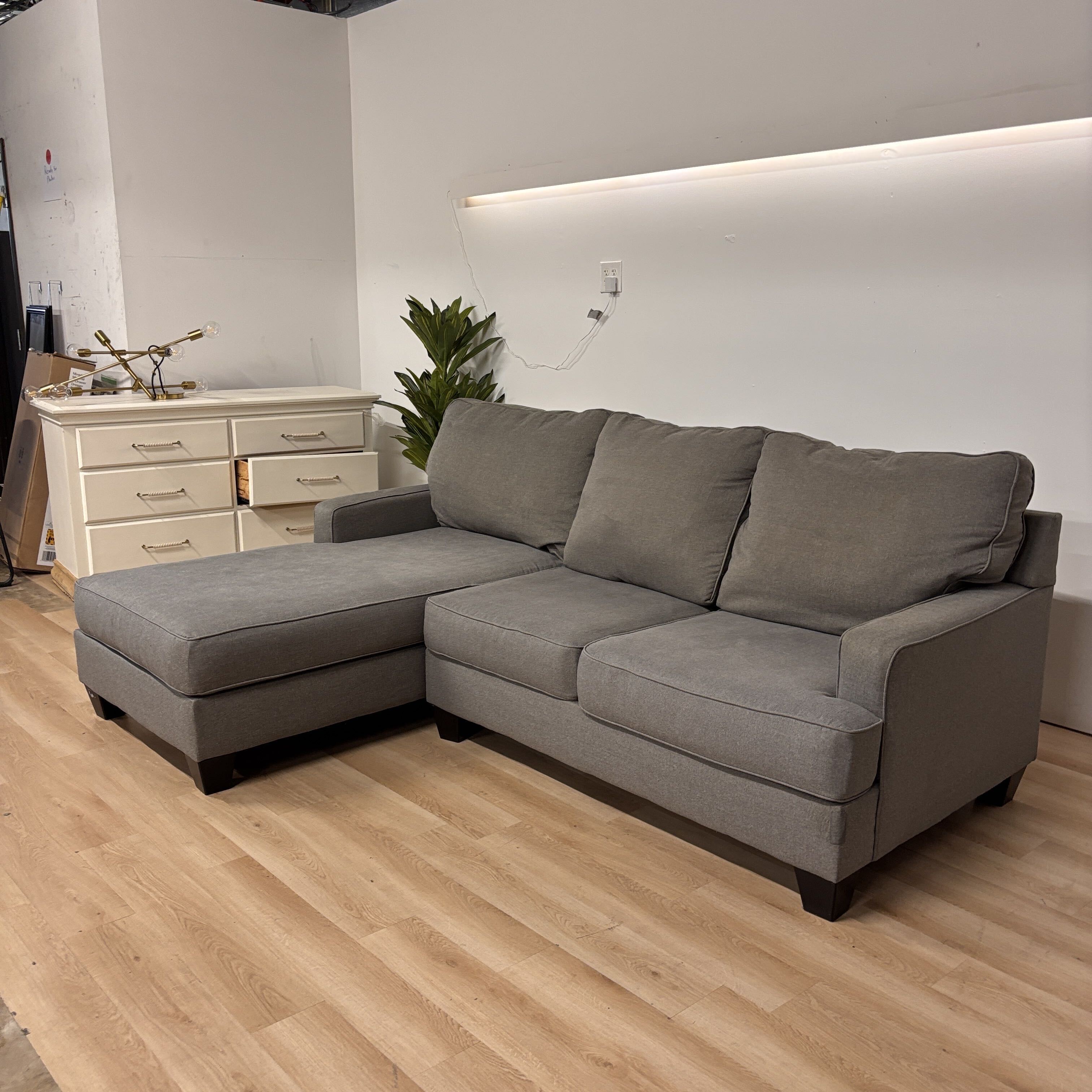 Ashley Furniture Omaha Sofa W/ Chaise