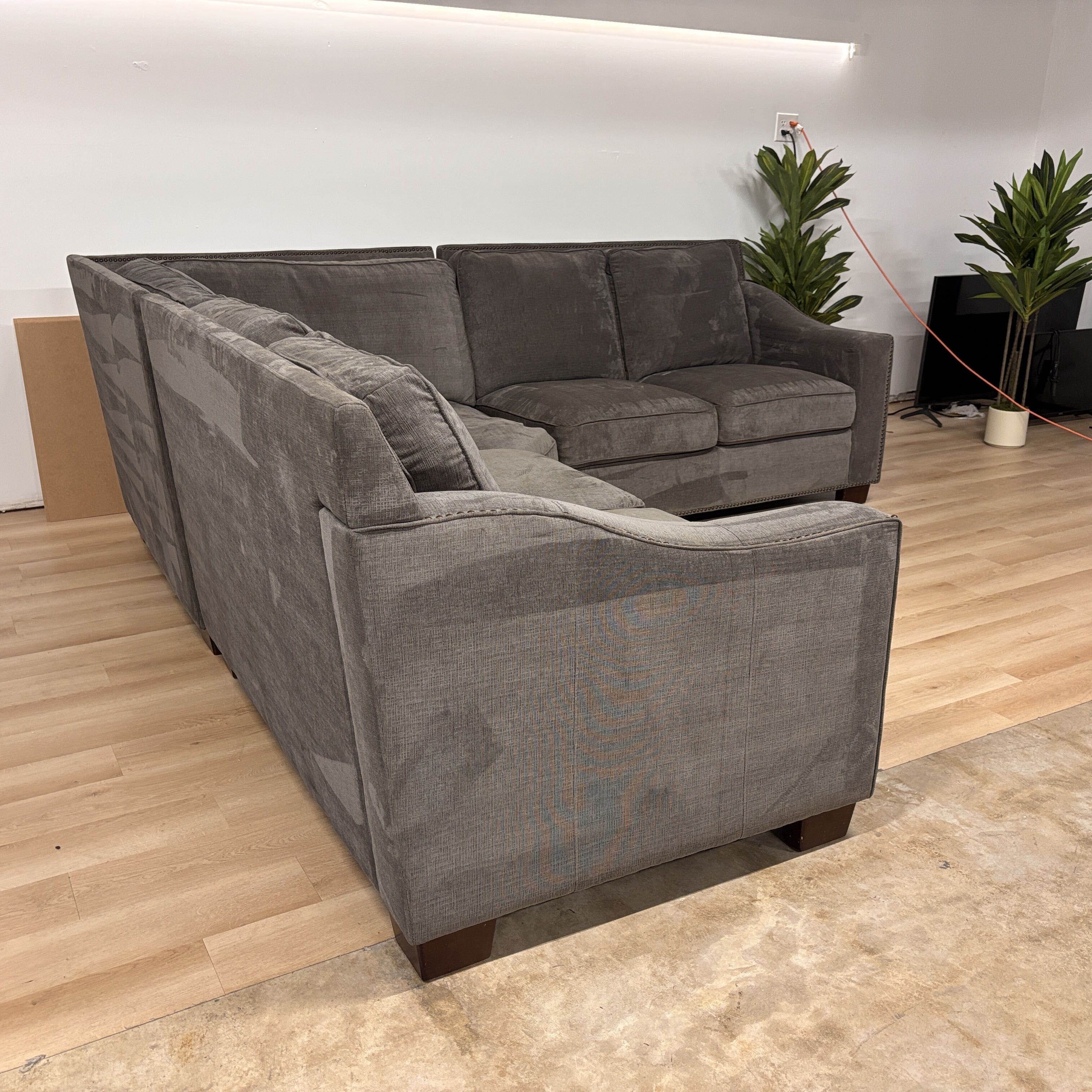 Haining Gelin 3 Piece Corner Sectional