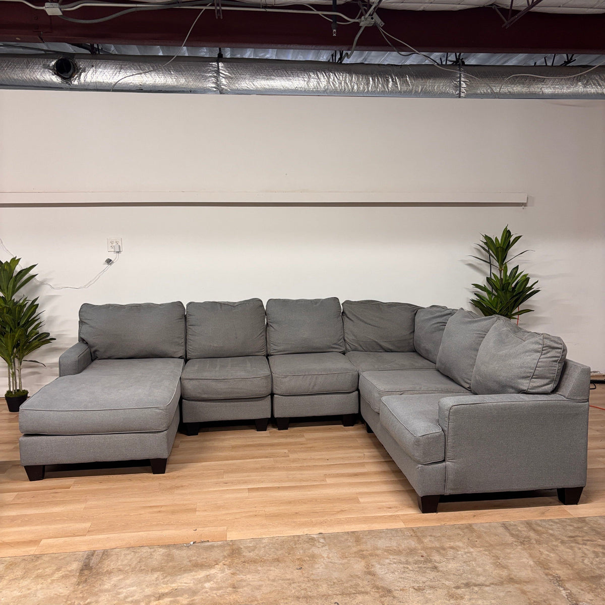 Ashley Furniture 5 Piece U-shape Sectional