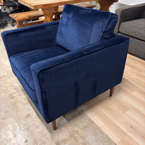 Apricot Furnishings Accent Arm Chair