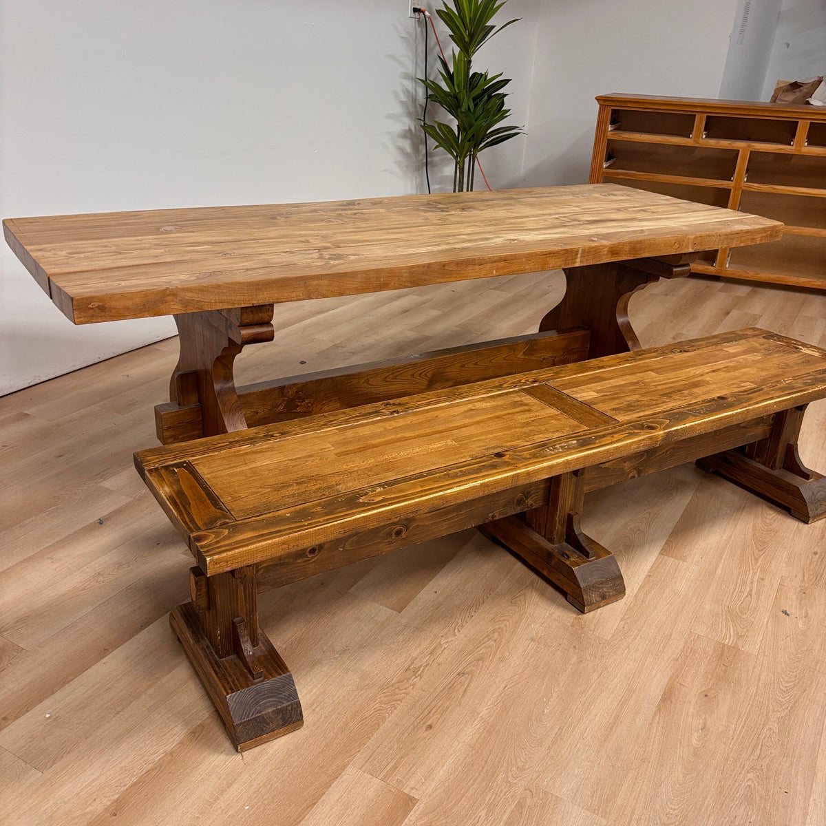 Pottery Barn Dining Table W/bench