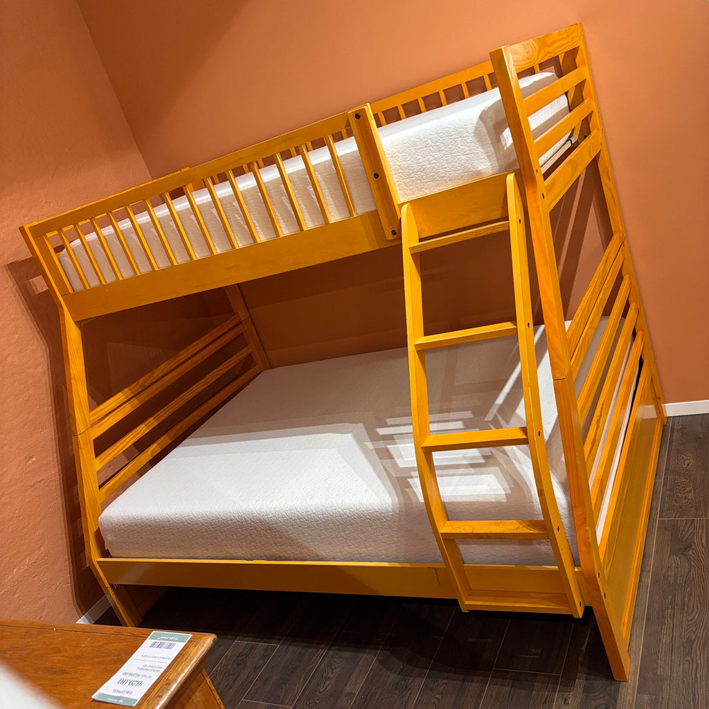 Discovery World Furniture Bunk Bed