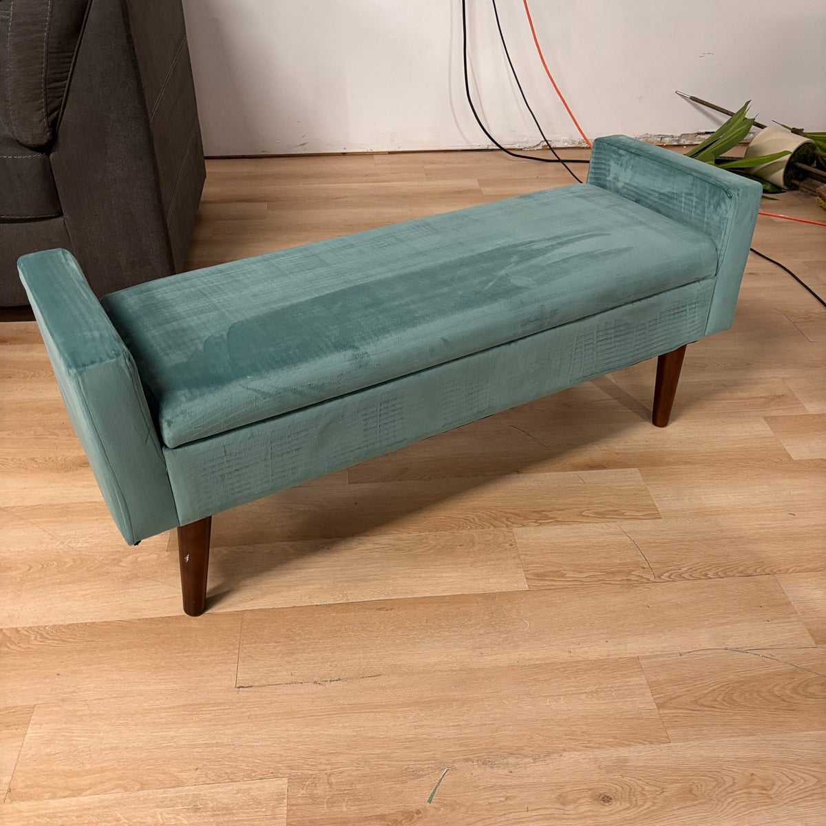 Carson Carrington Bench W/storage