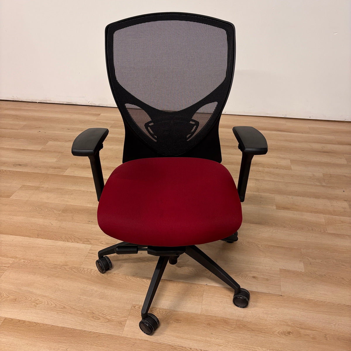 Staples Carder Ergonomic Office Chair