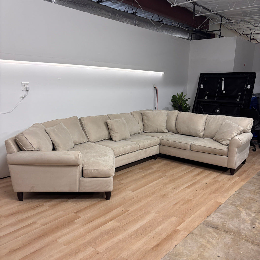 Haverty's Harmony Sectional