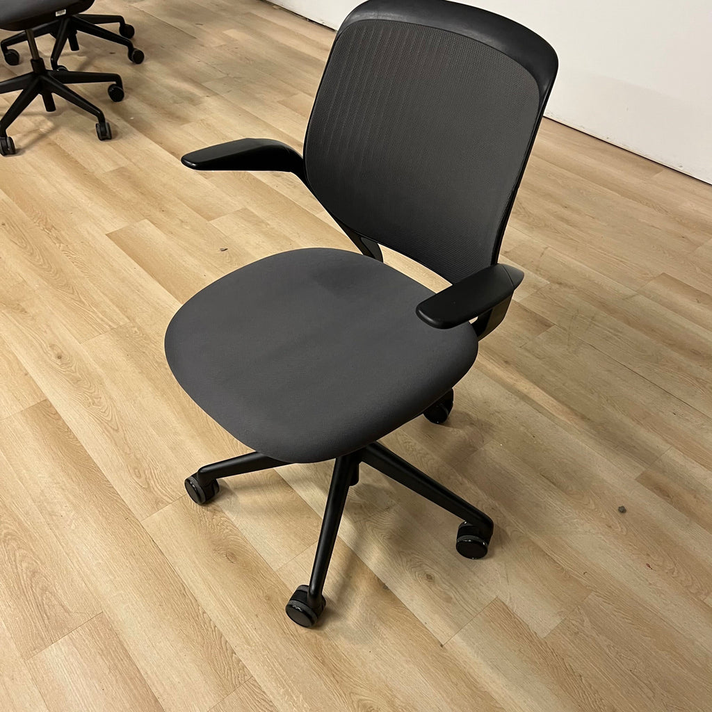 Steelcase Cobi Chair