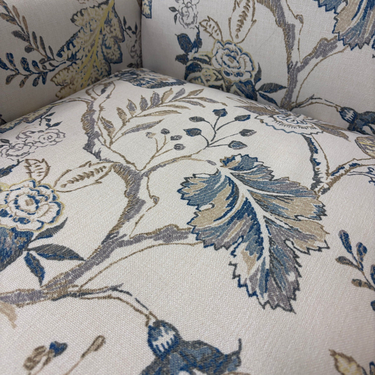Damiyah Floral Armchair