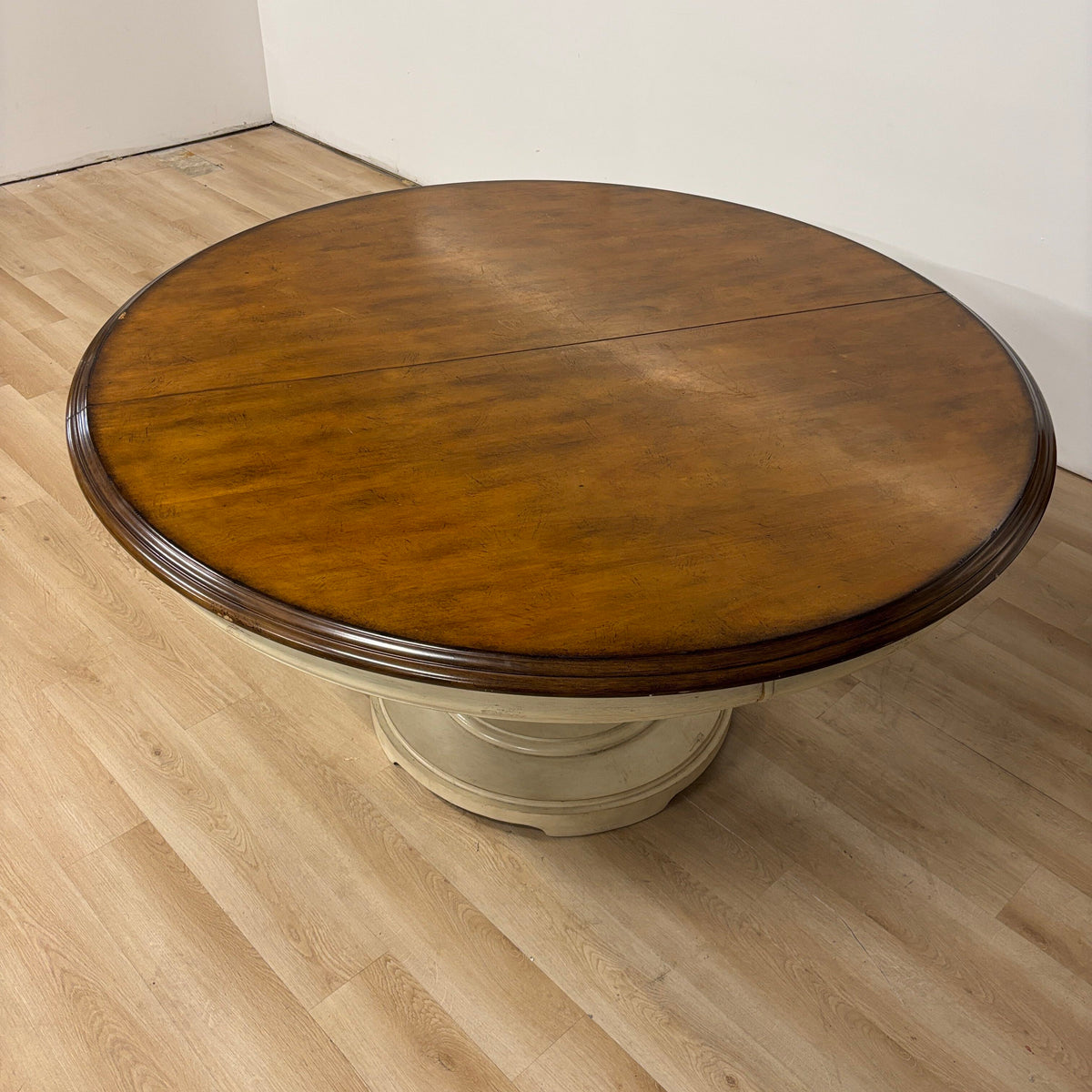 Art Furniture Round Extendable Dining Table
