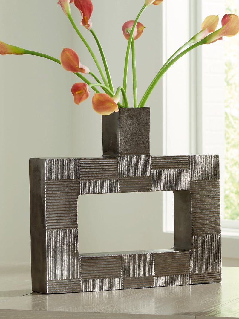 Wrengrove Vase -  Ashley Furniture Vase  Fresh Start Furniture