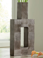 Wrengrove Vase -  Ashley Furniture Vase  Fresh Start Furniture