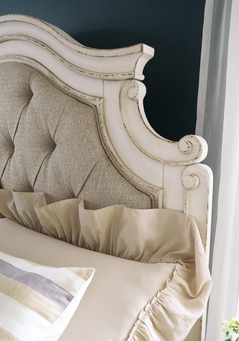 Realyn Bedroom Set Ashley Furniture Bedroom Set  Fresh Start Furniture