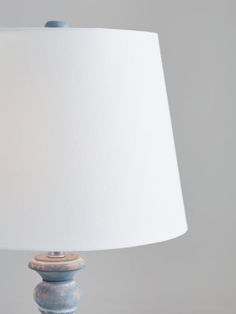 Cylerick Lamp Set -  Ashley Furniture Table Lamp Set  Fresh Start Furniture