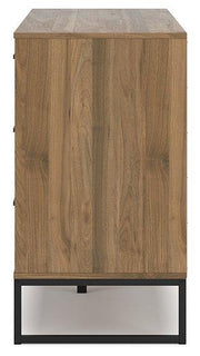 Deanlow Bedroom Package -  Ashley Furniture Bedroom Set  Fresh Start Furniture