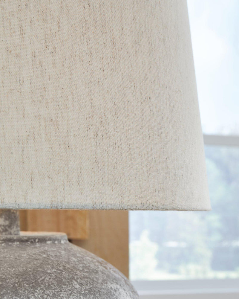 Dreward Lamp Set -  Ashley Furniture Table Lamp Set  Fresh Start Furniture
