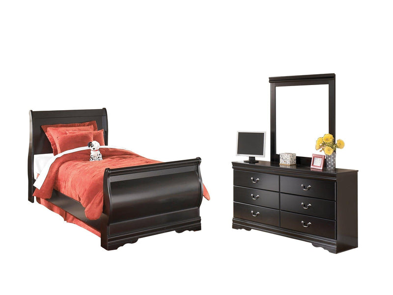 Huey Vineyard Bedroom Set Ashley Furniture Bedroom Set 7-Piece: Dresser & Mirror/Bed (Headboard, Footboar Fresh Start Furniture