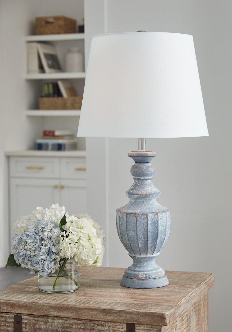 Cylerick Lamp Set -  Ashley Furniture Table Lamp Set  Fresh Start Furniture