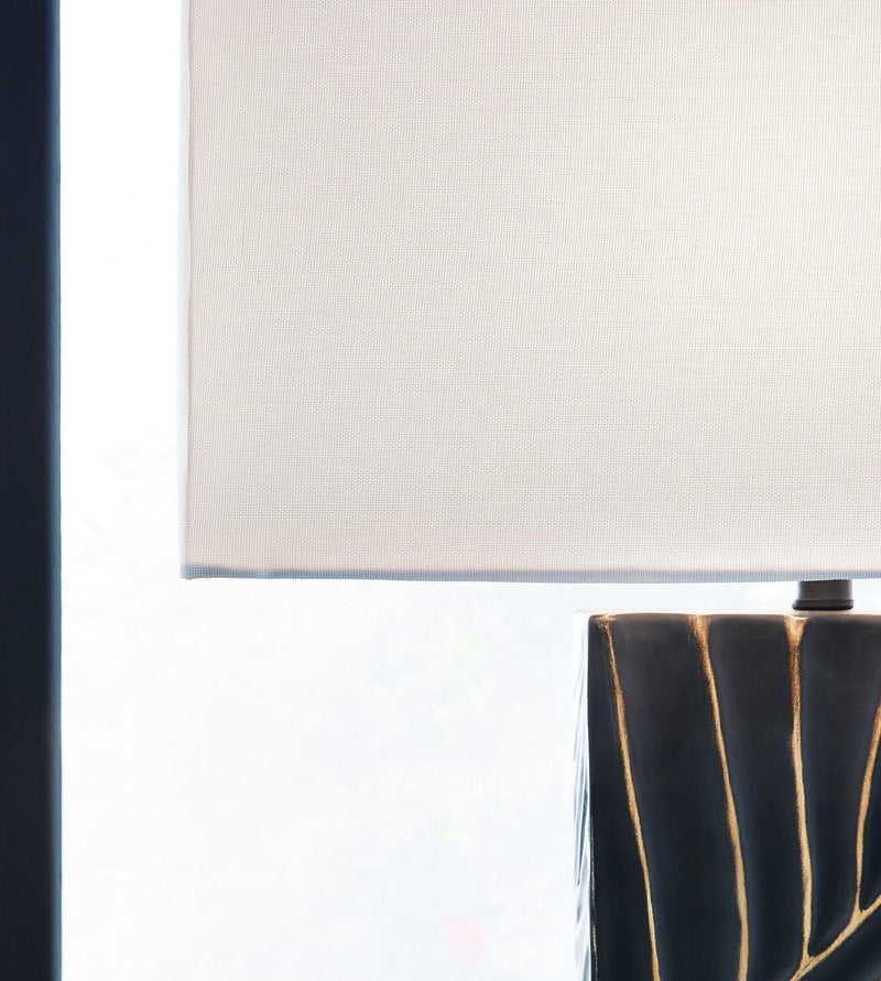 Bartlen Lamp Set -  Ashley Furniture Table Lamp Set