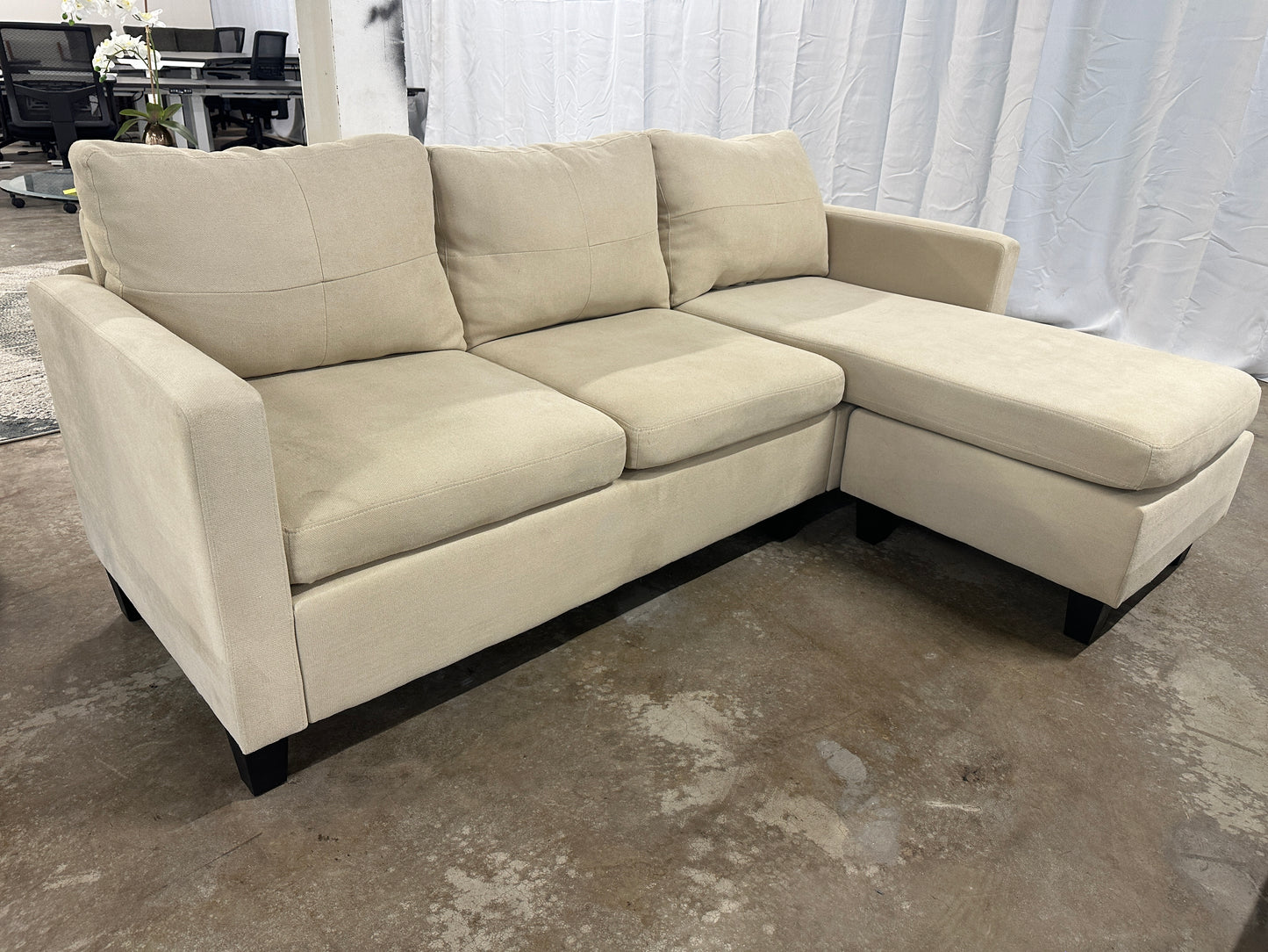 Ovios Reversible Chaise Sectional