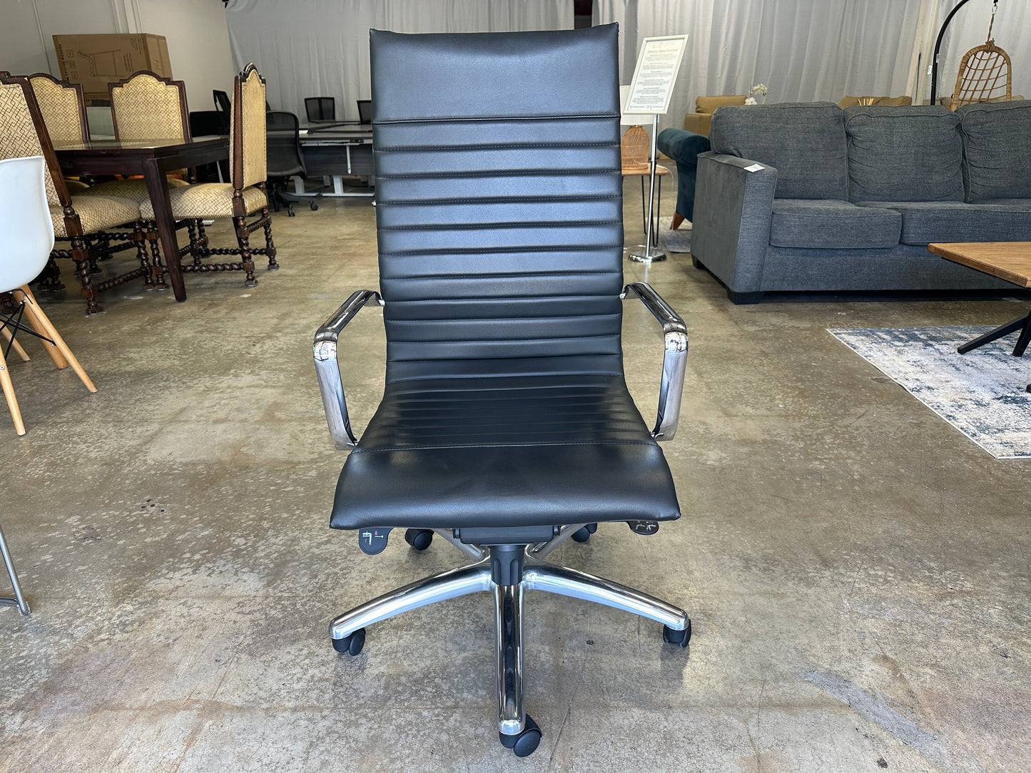 Zetti High-Back Executive Chair
