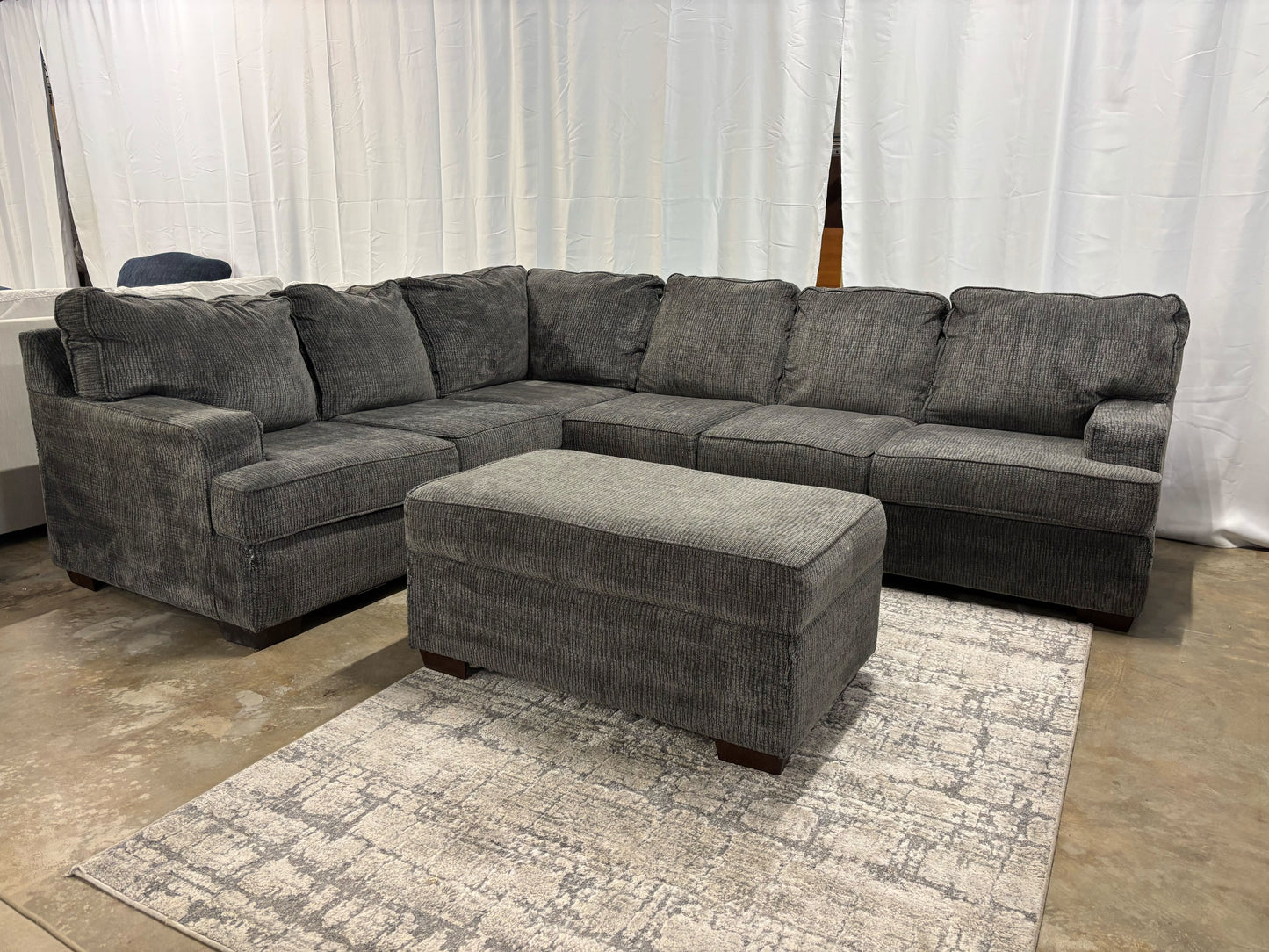 Ballinasloe 3-Piece Sectional with Ottoman