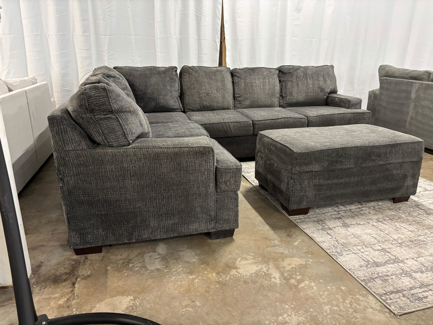 Ballinasloe 3-Piece Sectional with Ottoman