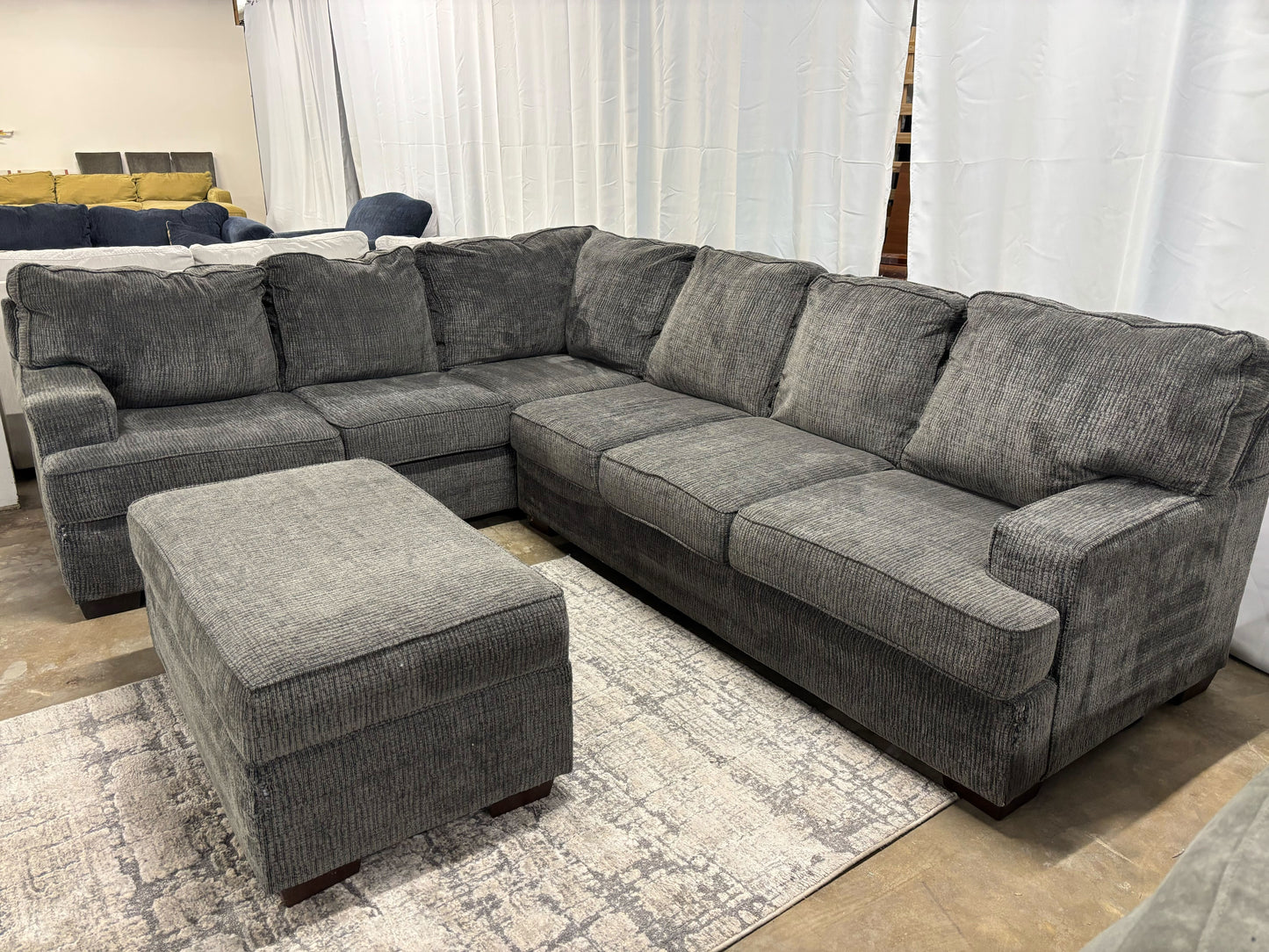 Ballinasloe 3-Piece Sectional with Ottoman
