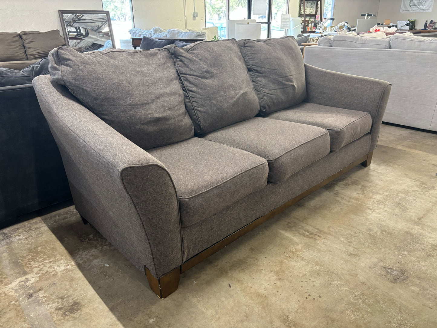 Signature Design Janley Sofa