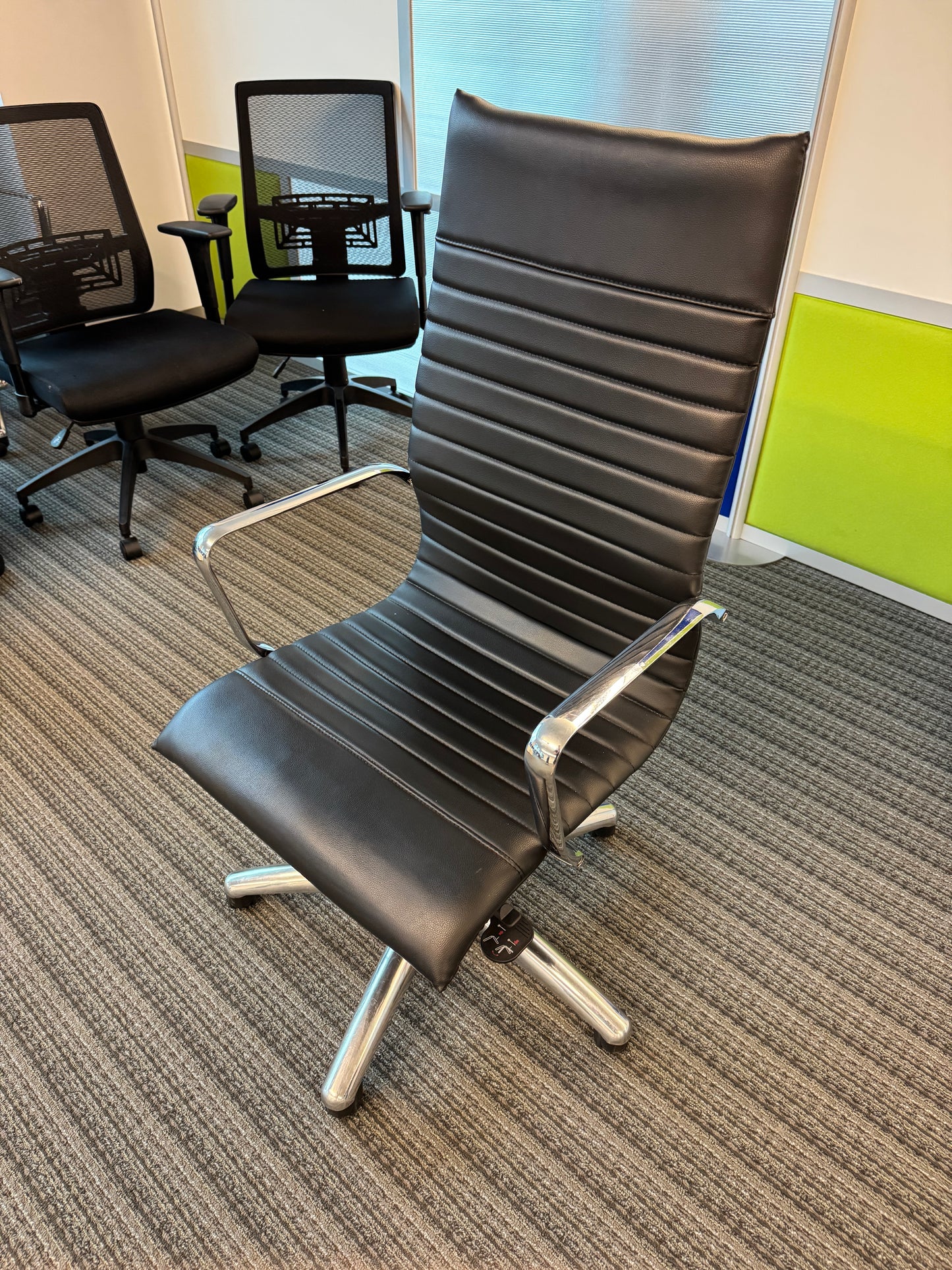 Zetti High-Back Executive Chair