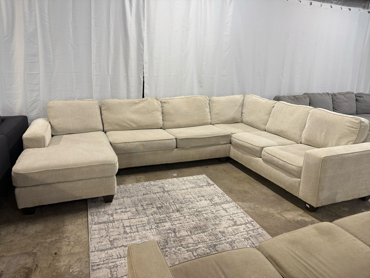 Signature Design 3-piece Sectional
