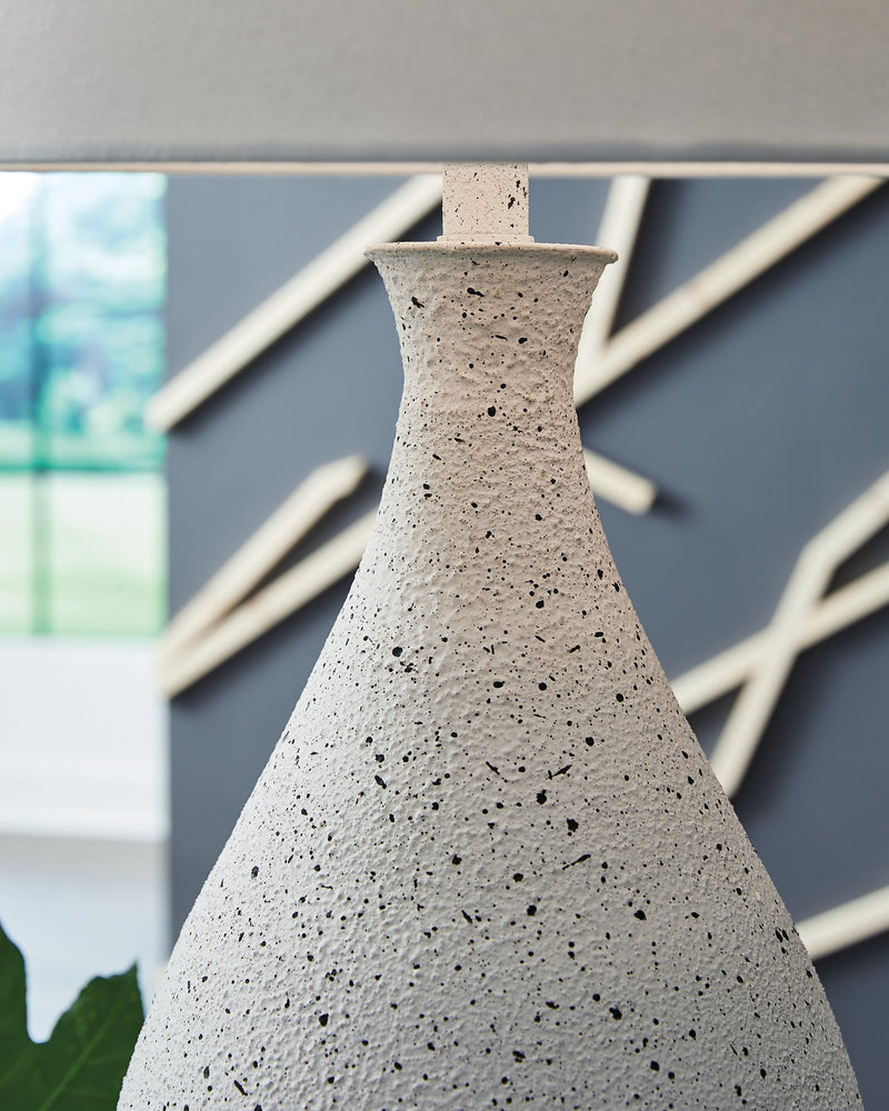 Wyattford Table Lamp -  Ashley Furniture Table Lamp  Fresh Start Furniture