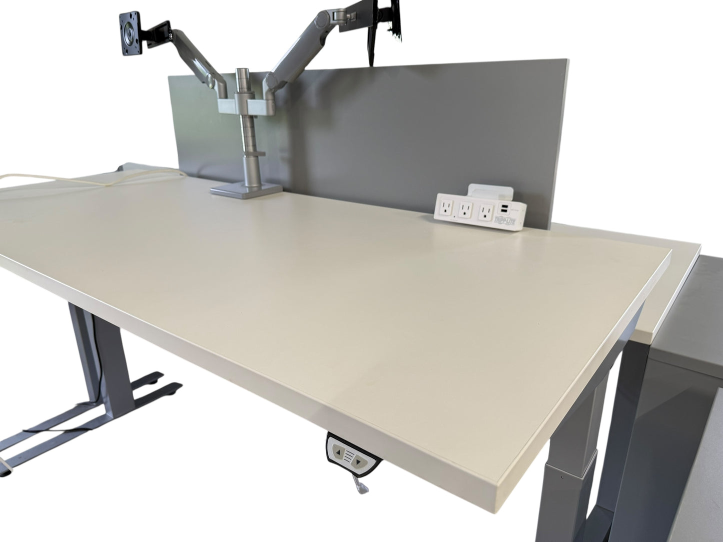 Adjustable Desk (W/ Dual Monitor Mounts & Accessories)