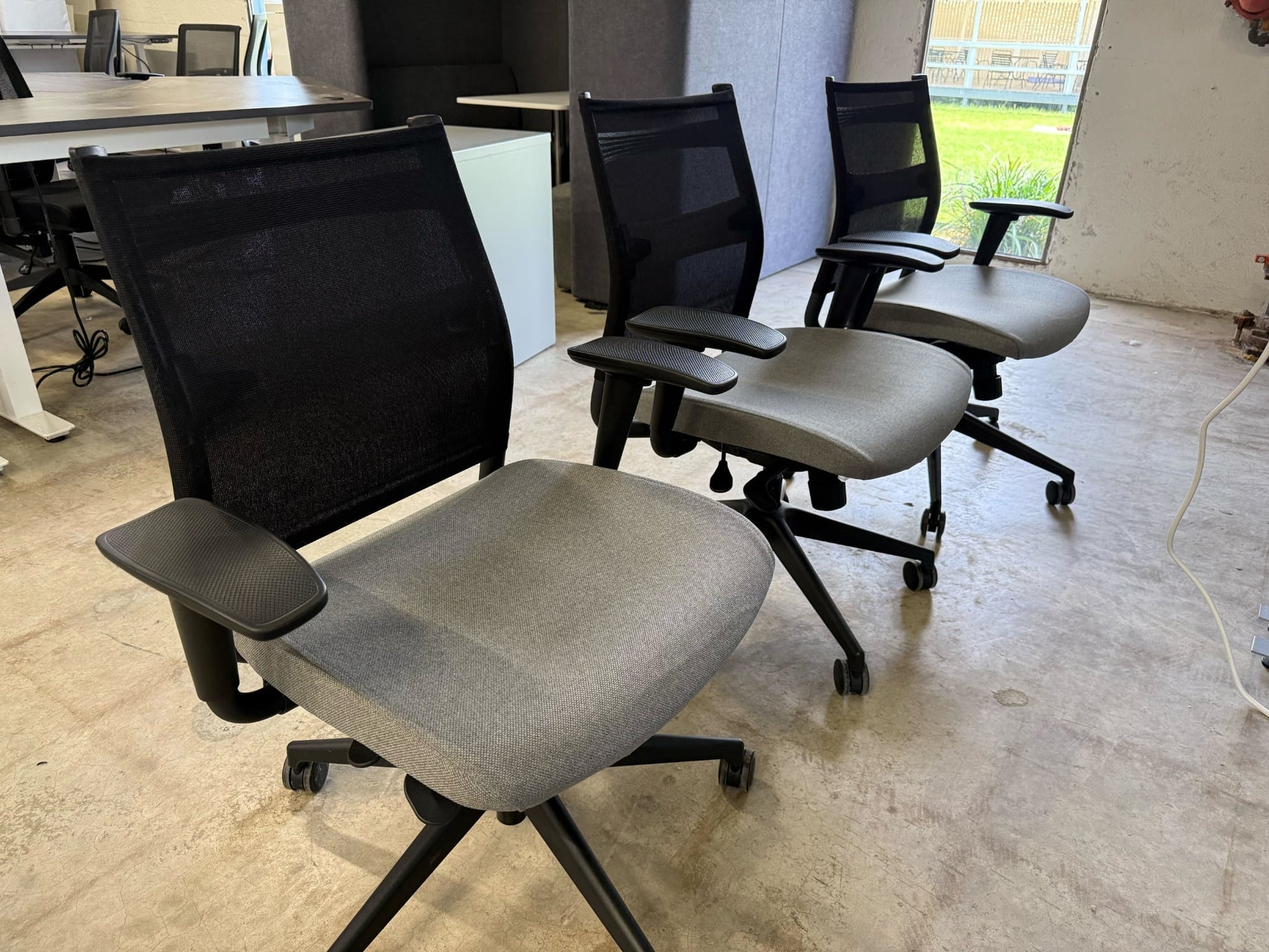 Focus Mid-Back Task Chair Sit On It