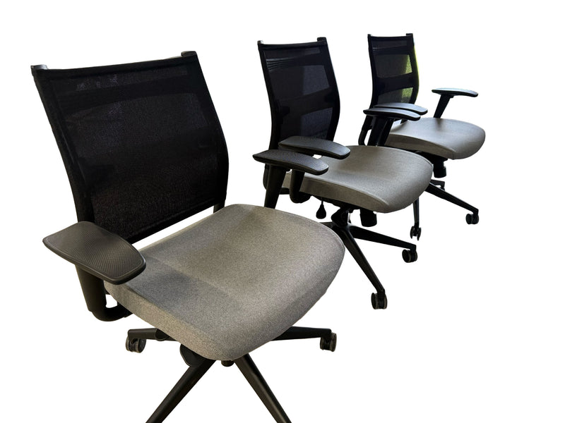 Focus Mid-Back Task Chair Sit On It