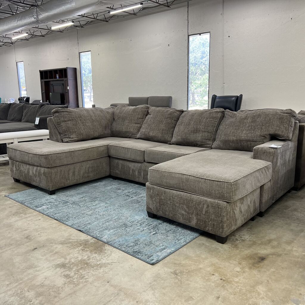 Ashley Furniture Seyler Lane 3 Piece Sectional W/ Double Chaise