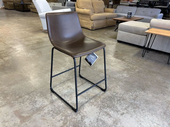 Merrick Lane Bucket Seat Bar Stool