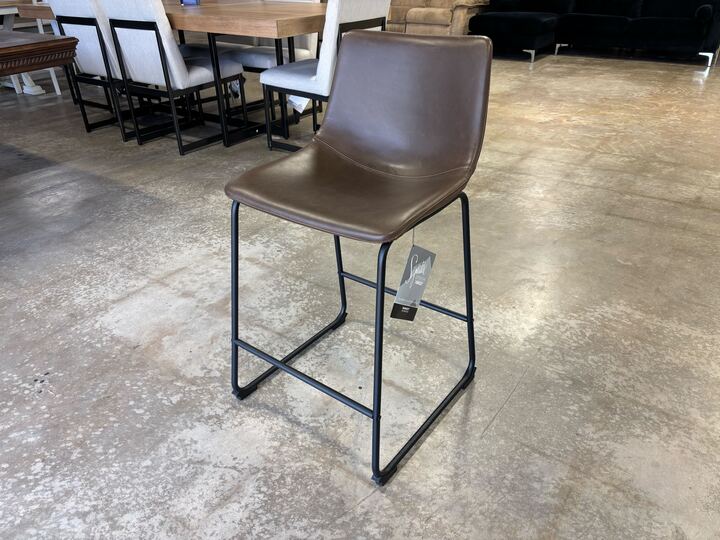 Merrick Lane Bucket Seat Bar Stool