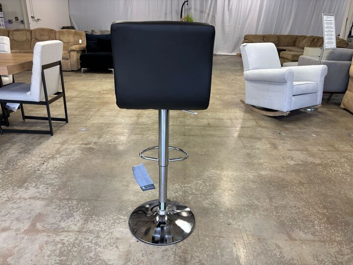 Powell Caelan Bar Stool