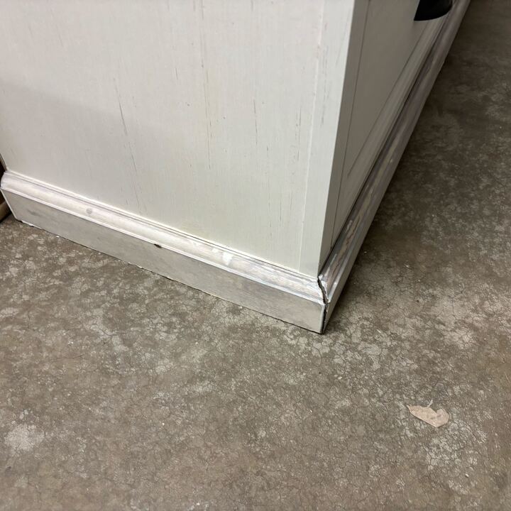 Dorthia Farmhouse 6 Drawer Dresser