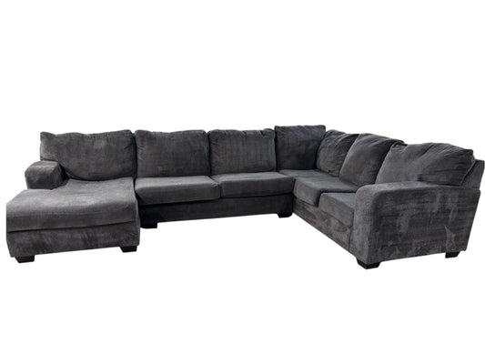 Araceli II Pewter 4-piece Sectional with Chaise
